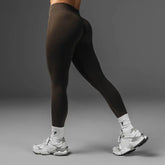 Forme Seamless Scrunch Legging